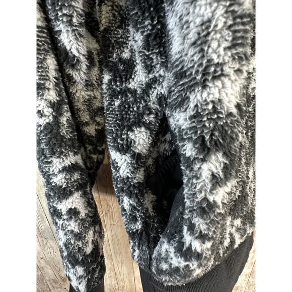 Athleta Tugga Hoodie Womens‎ S Gray Black Animal Print Thumb Fleece Sweatshirt - Picture 4 of 11